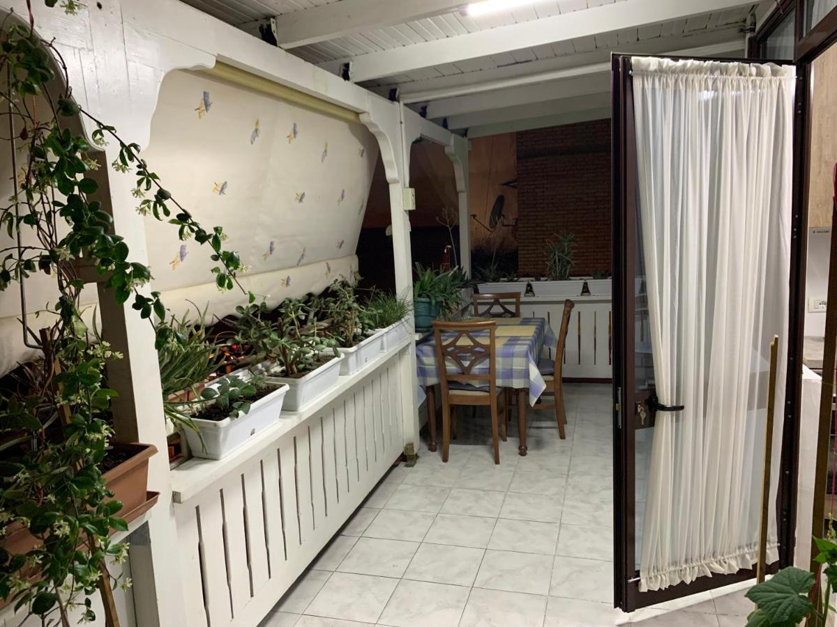 Veranda Apartment Тирана Екстер'єр фото
