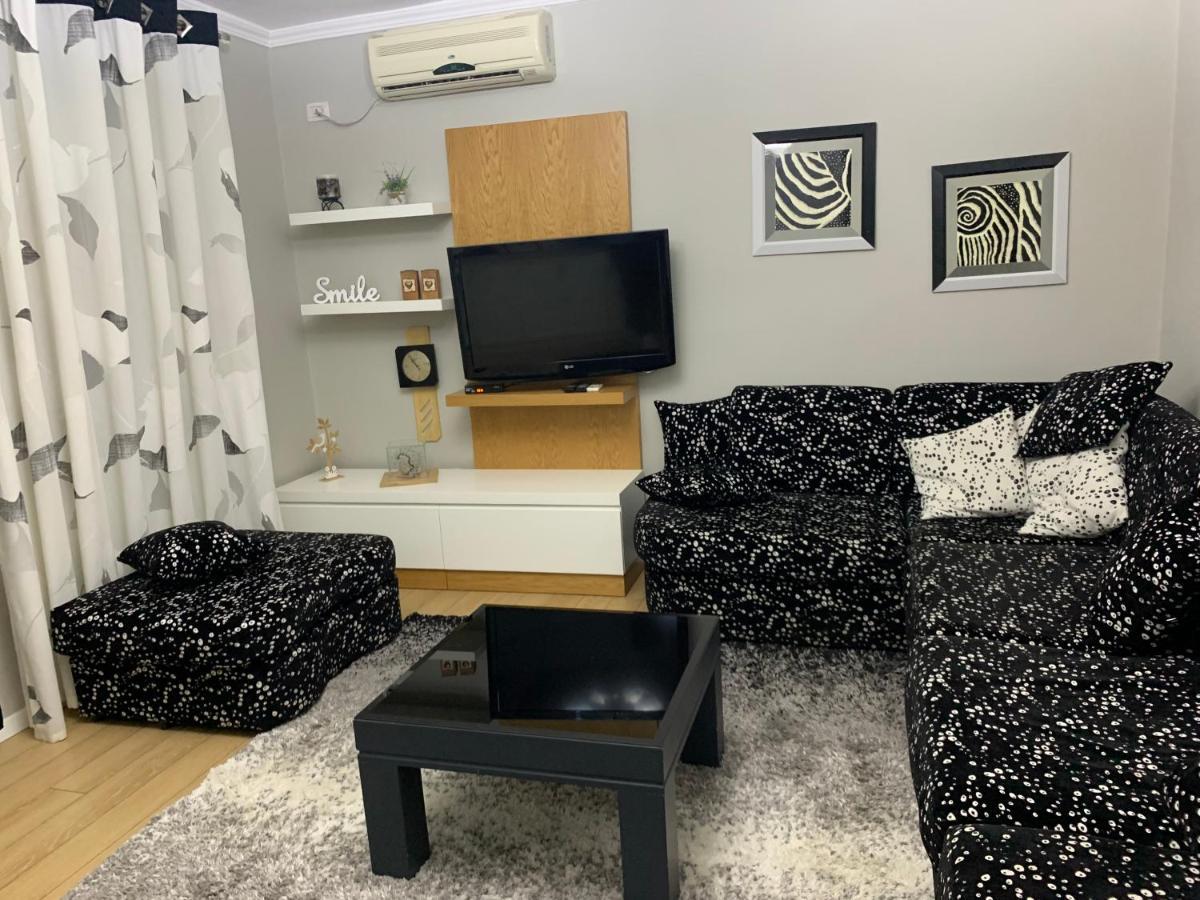 Veranda Apartment Тирана Екстер'єр фото